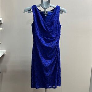 Chic Royal Blue Lace Midi Dress